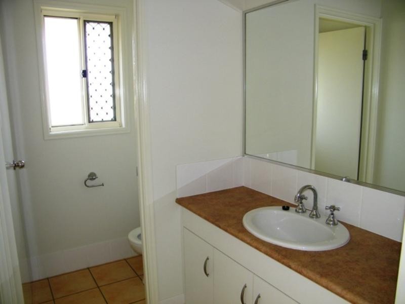 117 Anna Drive, Raceview QLD 4305