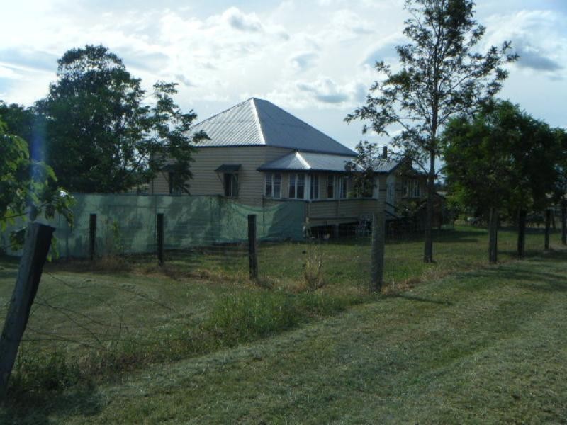 60 Faulkners Road, Peak Crossing QLD 4306