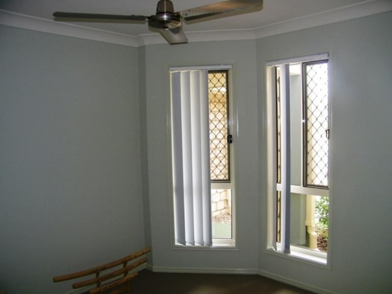 36 Pencarrow Crescent, Raceview QLD 4305