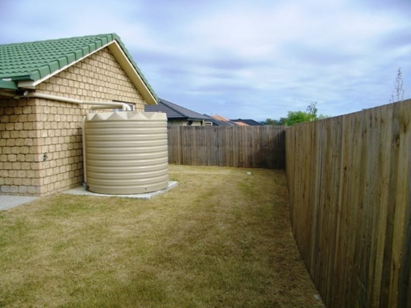 36 Pencarrow Crescent, Raceview QLD 4305