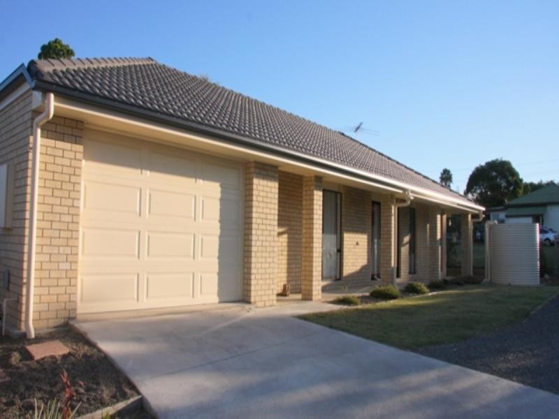 61 Vogel Road, Brassall QLD 4305