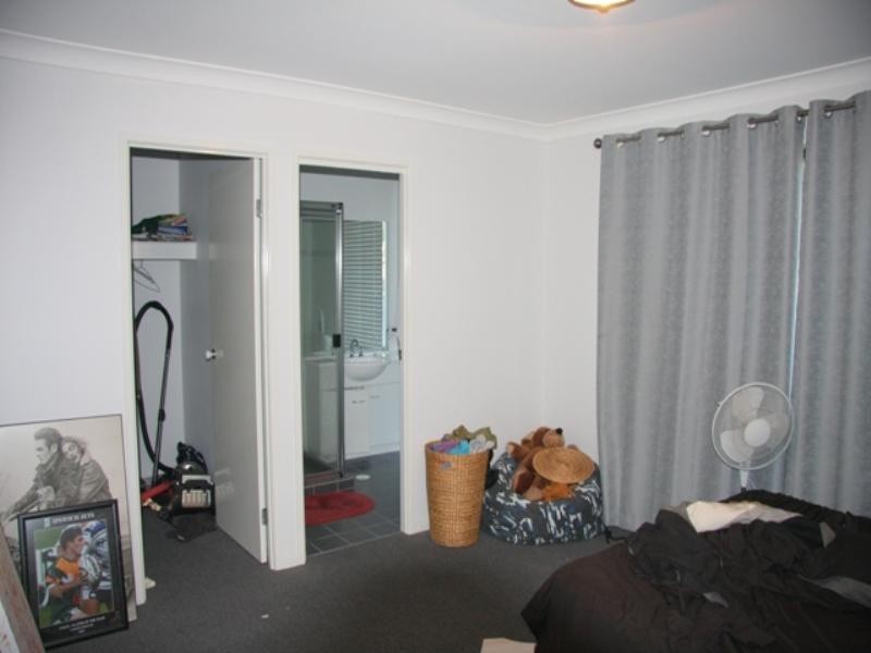 61 Vogel Road, Brassall QLD 4305