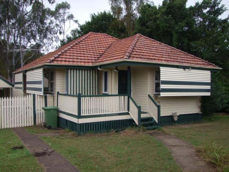 3 Birrel Street, Leichhardt QLD 4305