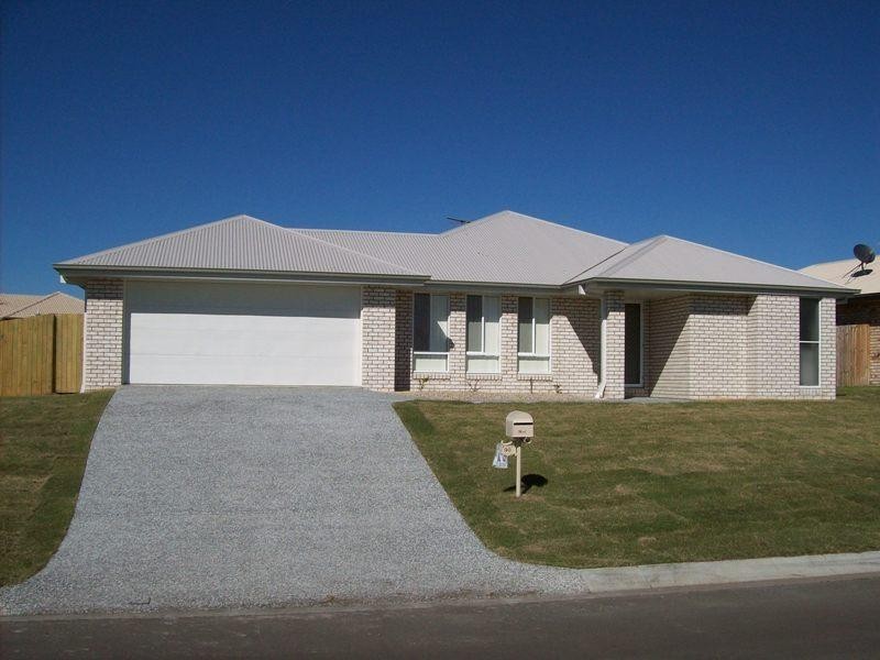 90 Jacaranda Drive, Yamanto QLD 4305