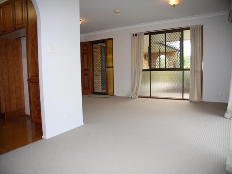 8a Gregory Street, Wulkuraka QLD 4305