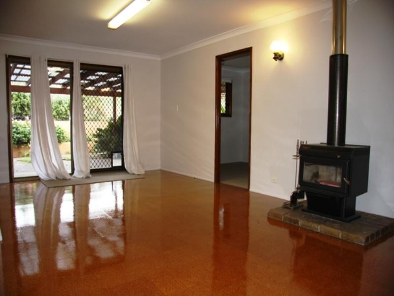 8a Gregory Street, Wulkuraka QLD 4305