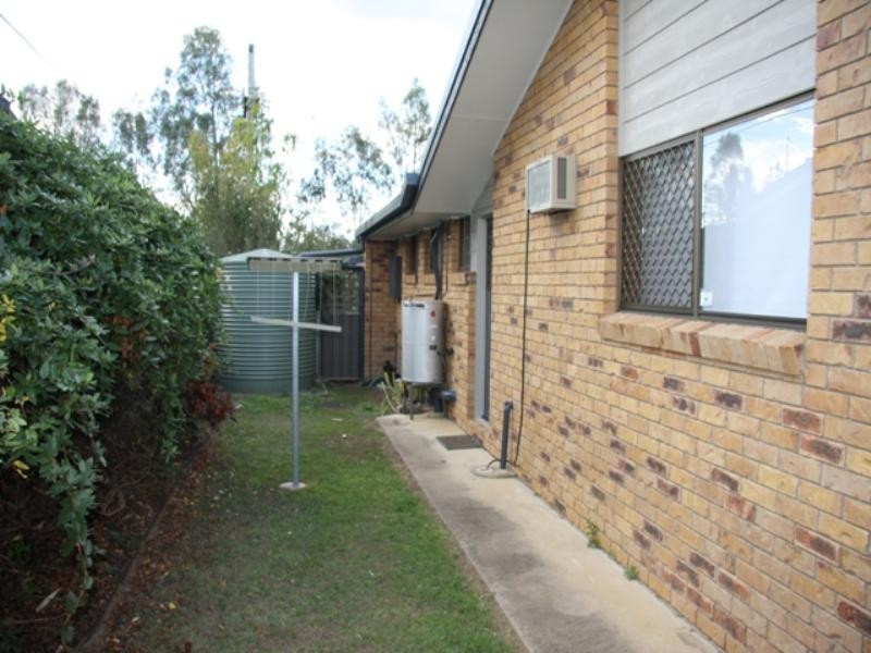 8a Gregory Street, Wulkuraka QLD 4305