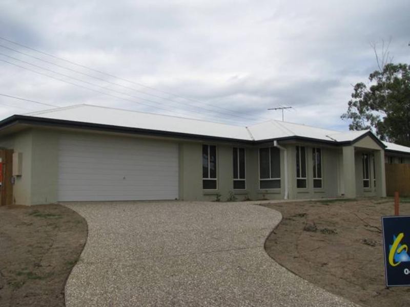 16 Eric Drive, Blackstone QLD 4304