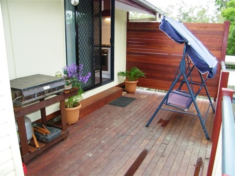 27 Galah Street, Churchill QLD 4305