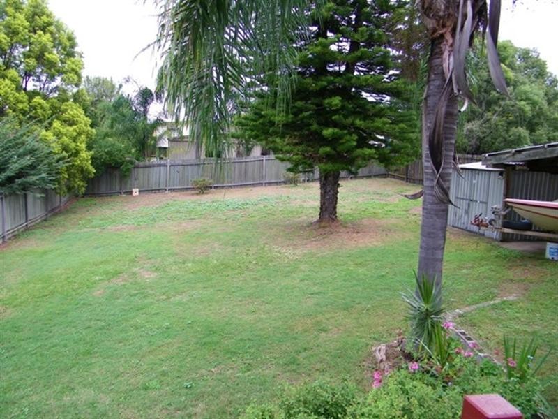 27 Galah Street, Churchill QLD 4305