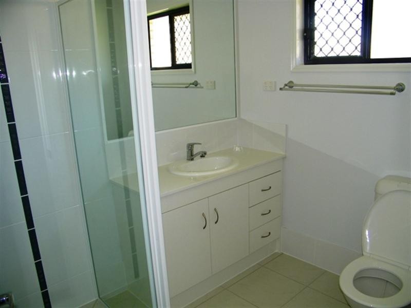 15 Neumann Place, Leichhardt QLD 4305