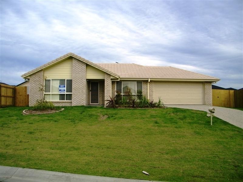 52 Dornoch Crescent, Raceview QLD 4305