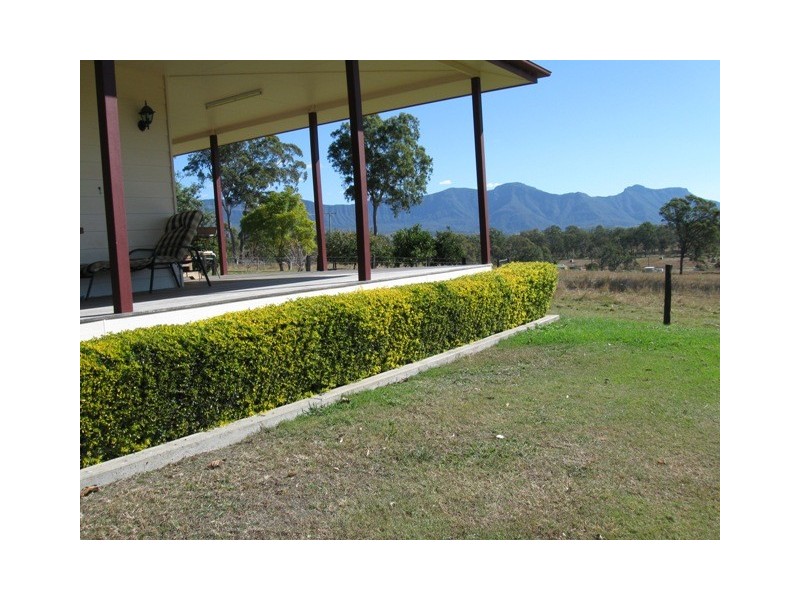 7711 Cunningham Highway, Clumber QLD 4309