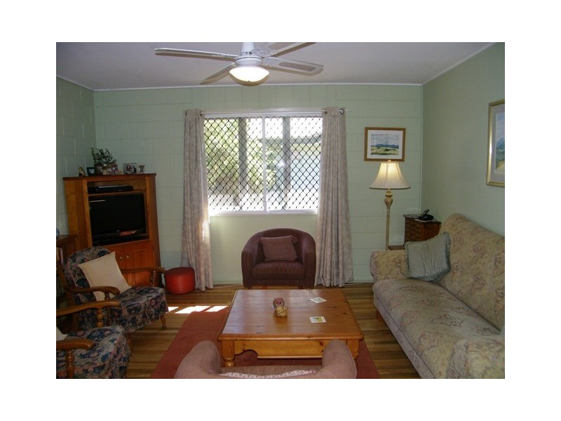 31 Larsen Street, Leichhardt QLD 4305