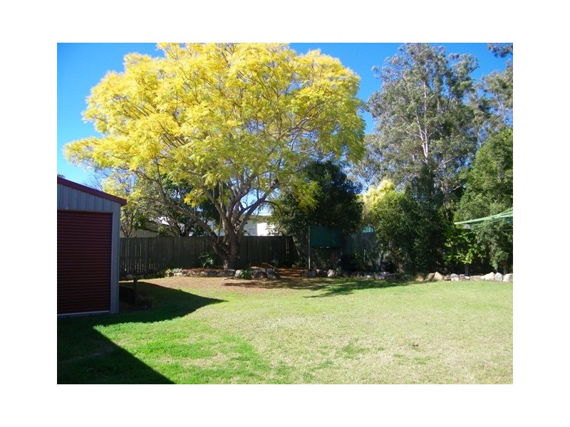 31 Larsen Street, Leichhardt QLD 4305