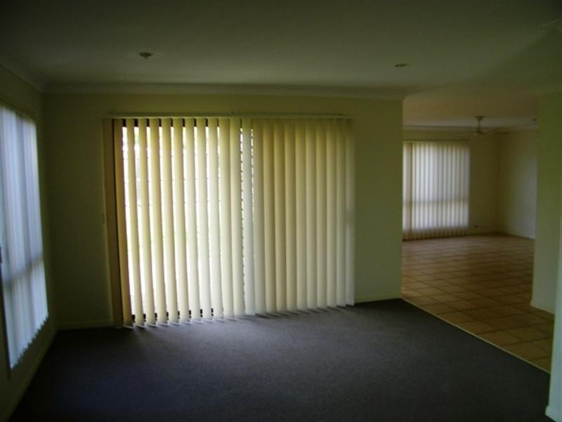 14 Anna Drive, Raceview QLD 4305