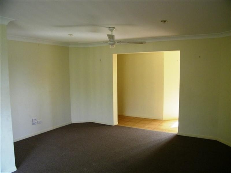 14 Anna Drive, Raceview QLD 4305