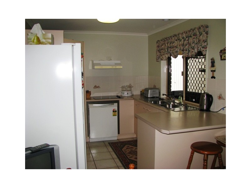 145 Edward Street, Flinders View QLD 4305