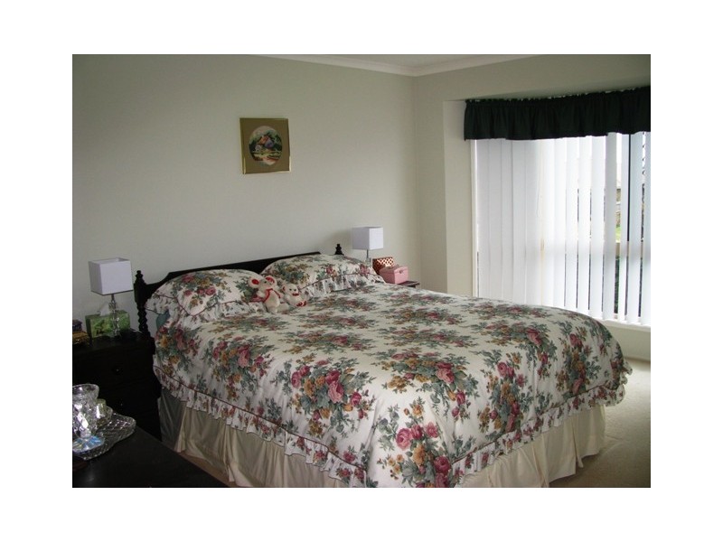 145 Edward Street, Flinders View QLD 4305