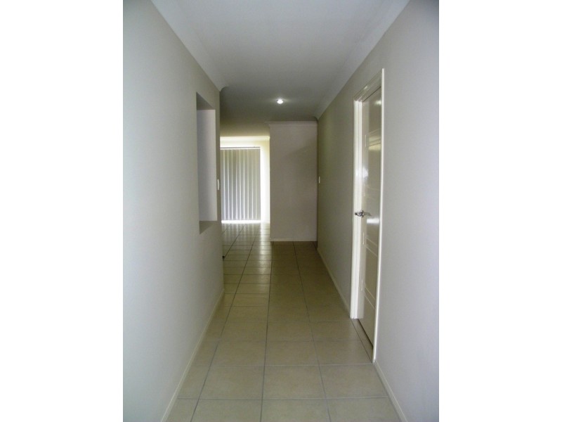5 Highgrove Street, Raceview QLD 4305