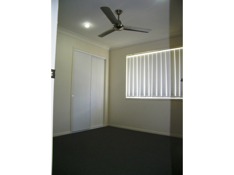 5 Highgrove Street, Raceview QLD 4305