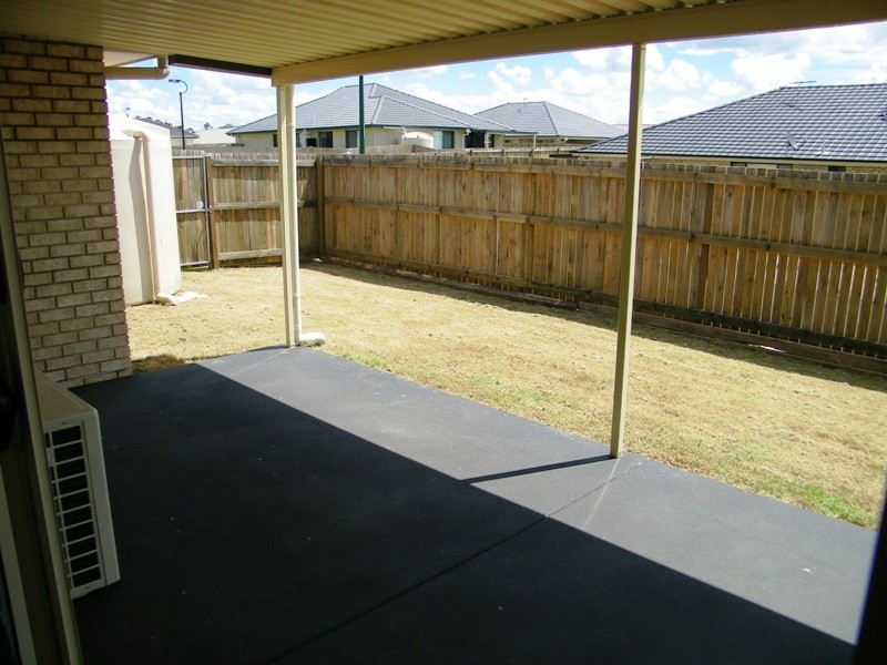 5 Highgrove Street, Raceview QLD 4305