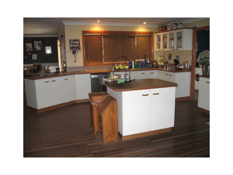 36 Elizabeth Street, Aratula QLD 4309