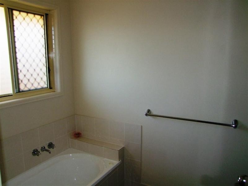 144 Edwards Street, Raceview QLD 4305