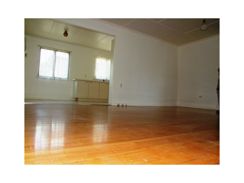 46 Naomai Street, Bundamba QLD 4304