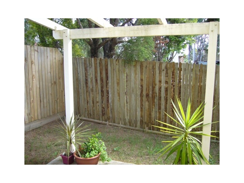 4/21B Hunter Street, Brassall QLD 4305