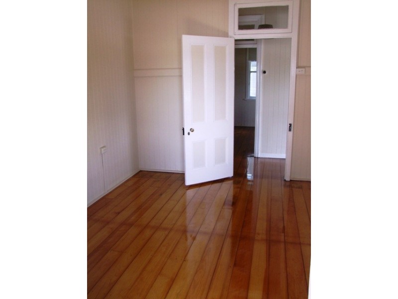 7 Spring Street, East Ipswich QLD 4305