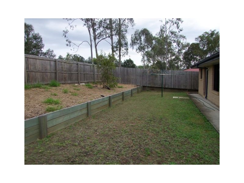 13 Comona Court, Wulkuraka QLD 4305