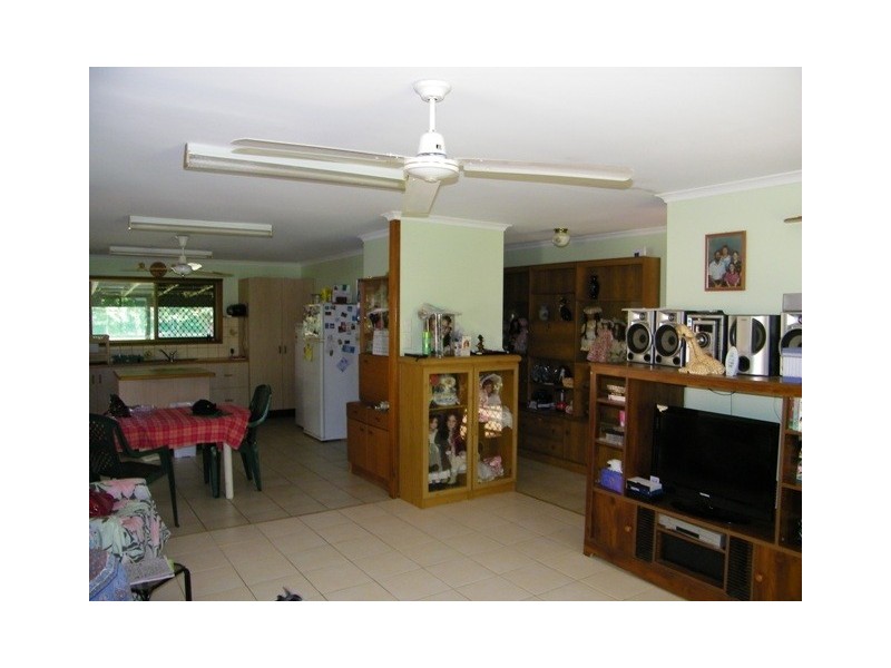 43 Fassifern Street,, Peak Crossing QLD 4306