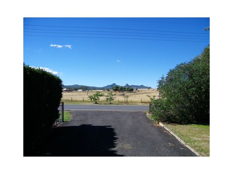43 Fassifern Street,, Peak Crossing QLD 4306