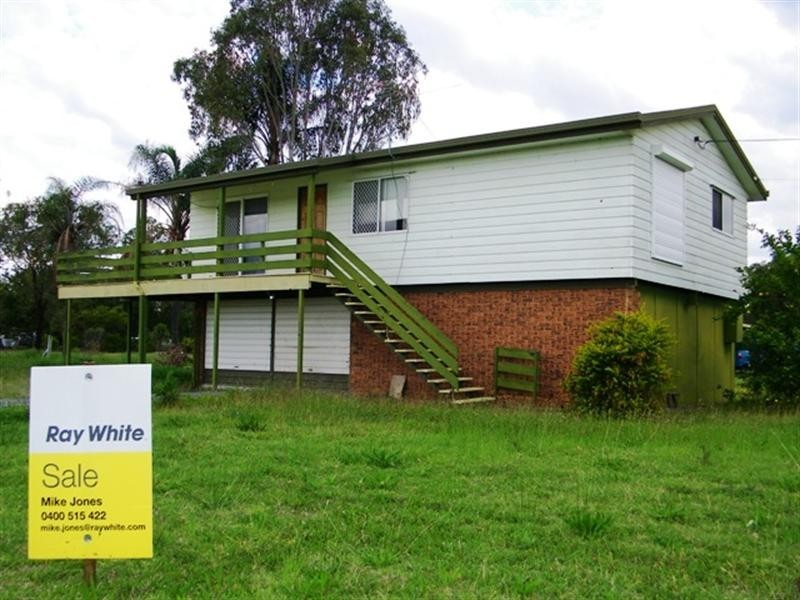 17 Midland Street, Yamanto QLD 4305