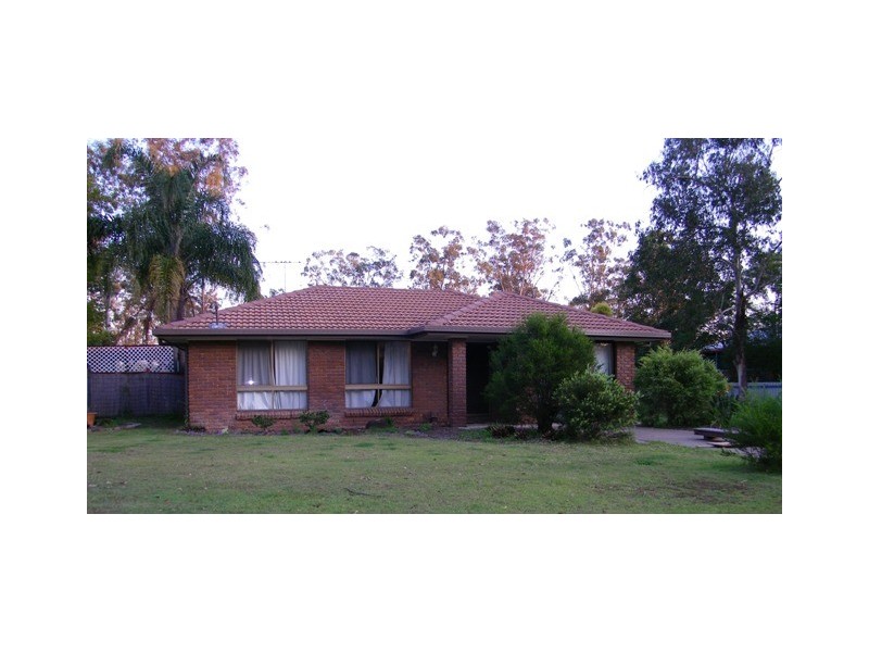 145 Adelong Avenue, Thagoona QLD 4306