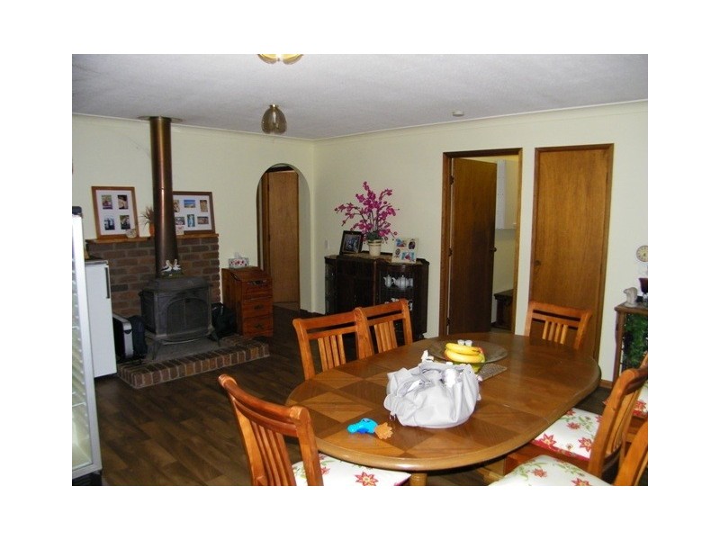 145 Adelong Avenue, Thagoona QLD 4306