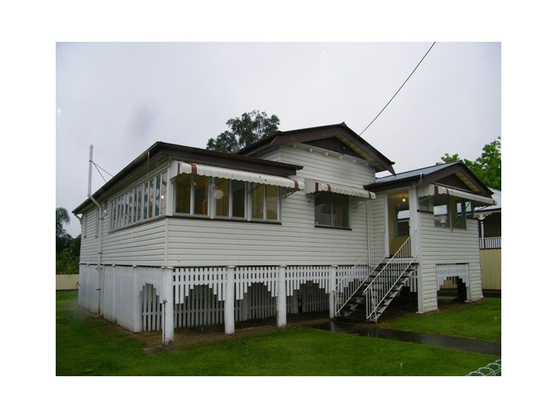 23 Pine Street, North Ipswich QLD 4305