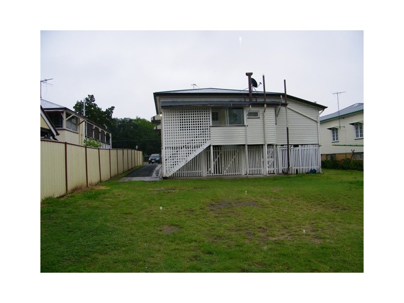 23 Pine Street, North Ipswich QLD 4305