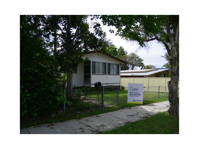 96 Robertson Road, Eastern Heights QLD 4305