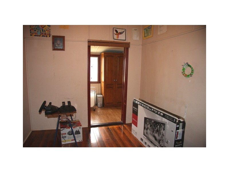 108 Aspinall Street, Leichhardt QLD 4305