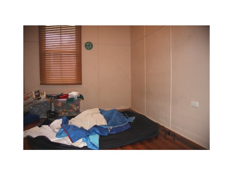 108 Aspinall Street, Leichhardt QLD 4305