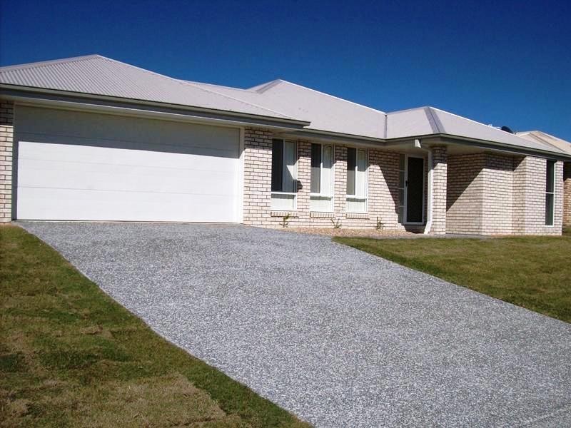 90 Jacaranda Drive, Yamanto QLD 4305