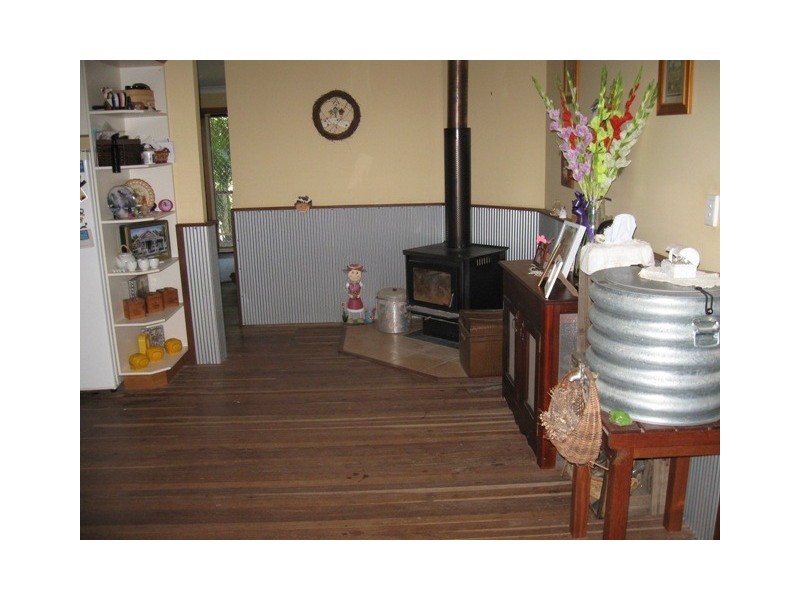 36 Elizabeth Street, Aratula QLD 4309