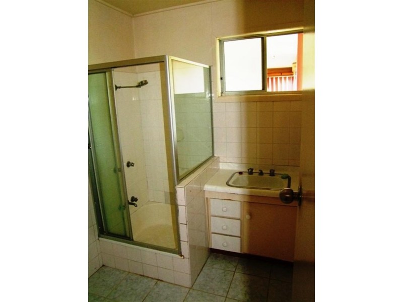 15 Marginson Street, Leichhardt QLD 4305