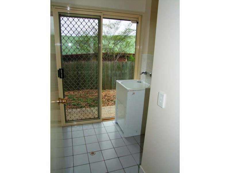 6 Iroquois Court, Brassall QLD 4305