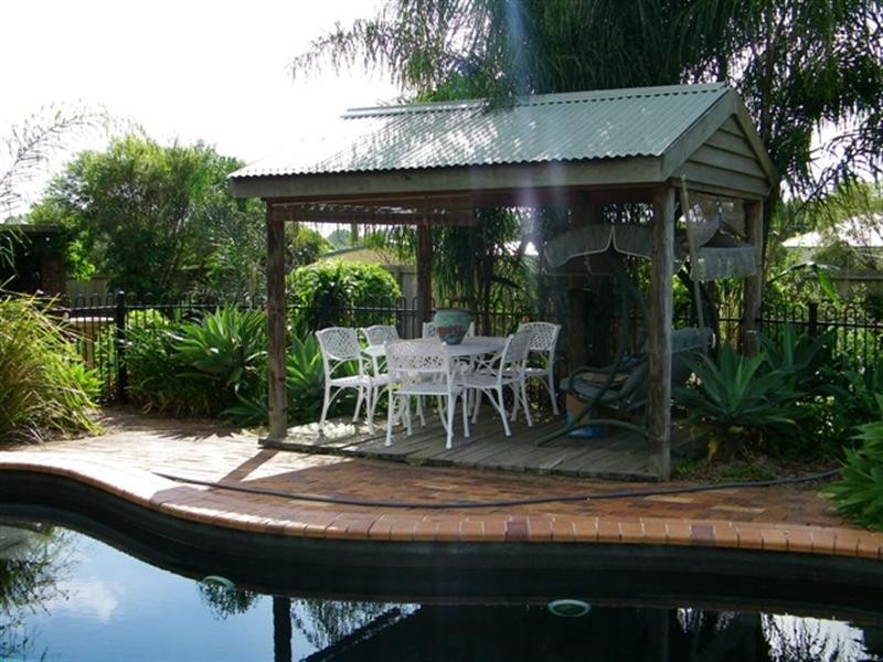 14 Hall Street, Peak Crossing QLD 4306