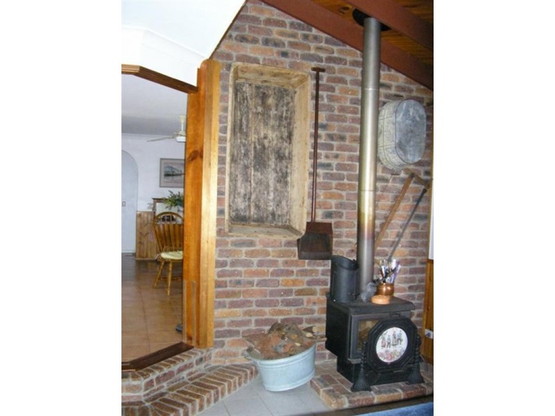 14 Hall Street, Peak Crossing QLD 4306