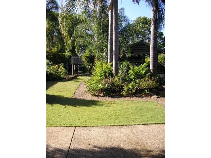 14 Hall Street, Peak Crossing QLD 4306