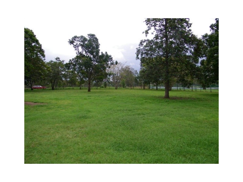 166 Goddards Road, Yamanto QLD 4305